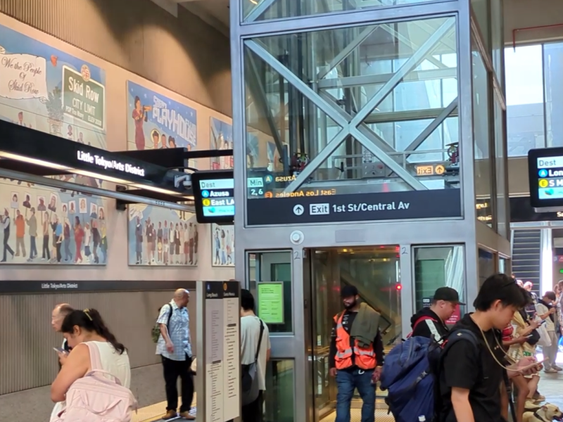 Video: What Makes a Train Station&nbsp;Busy?